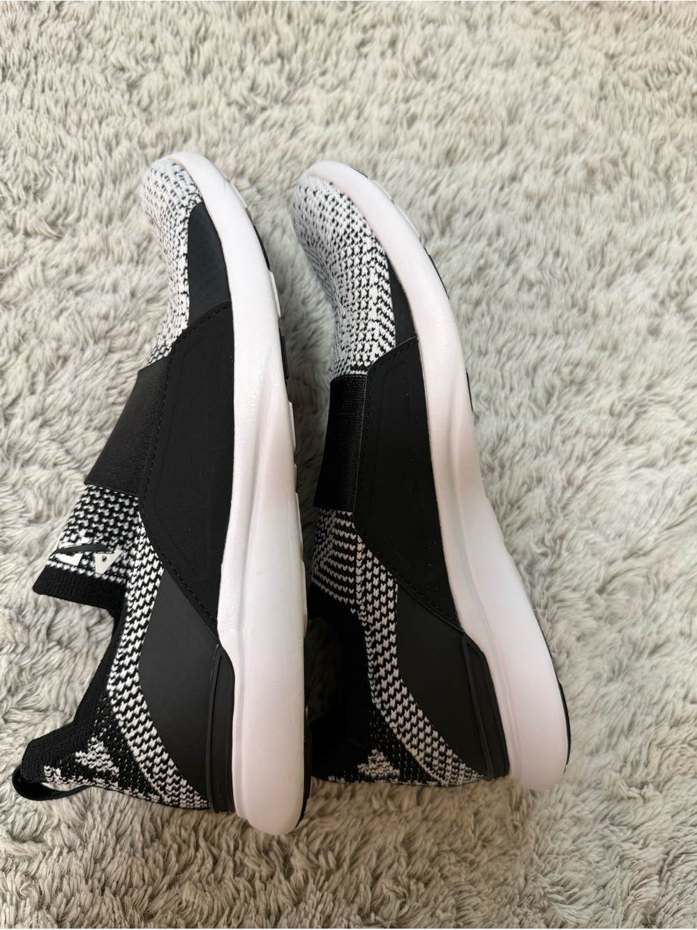 APL Slip-On Knit Sneakers in Black & White - Picture 7 of 11
